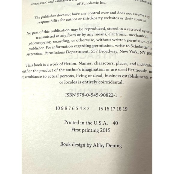 Upside Down Magic Book One Sarah Mlynowski Paperback 2015 - Picture 3 of 5